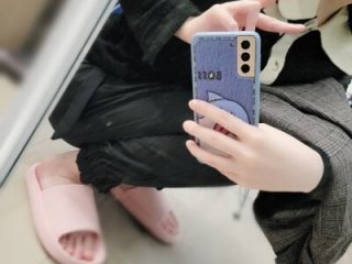 -Iam-821 live webcam thumbnail