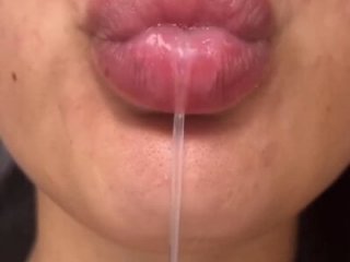 -The_Bee- live webcam thumbnail