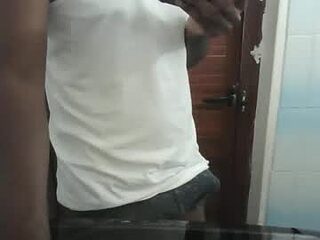 01flashblack live webcam thumbnail