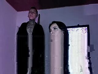 101001010101 live webcam thumbnail