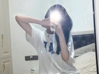 12dreams live webcam thumbnail