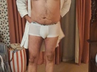 16squirtsofcum live webcam thumbnail