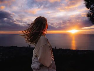 1Kellynaive live webcam thumbnail