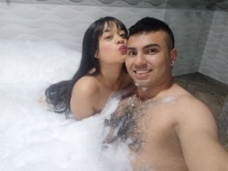 2ScarletandRyan8 live webcam thumbnail