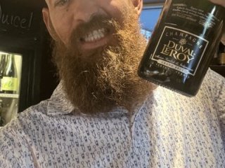 32XRedBeard live webcam thumbnail