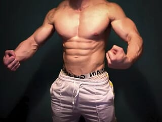 __R_O_B__ live webcam thumbnail