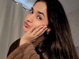 __amcutefatima live webcam thumbnail