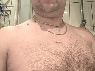 _Alex-8299_ live webcam thumbnail