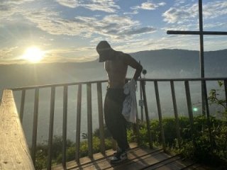 _Alex_Colton live webcam thumbnail