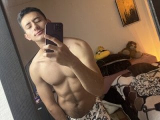 _Alexxx live webcam thumbnail