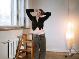 _alexanotitle live webcam thumbnail