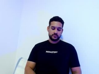 _christopher_dennis_ live webcam thumbnail
