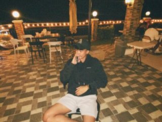 _fuckme69 live webcam thumbnail