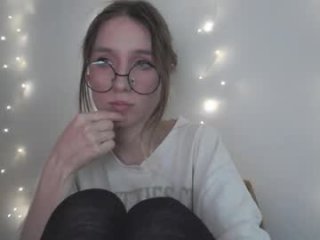 _hanna_moon_ live webcam thumbnail