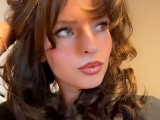 _Katherine_Pierce_ live webcam thumbnail