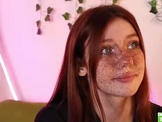 _kim5plus live webcam thumbnail