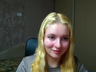 _mila_la_ live webcam thumbnail