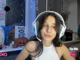 _nika_kik live webcam thumbnail