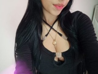 _paula_x live webcam thumbnail