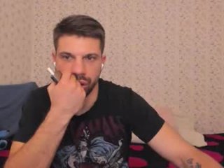 _tonywolf live webcam thumbnail