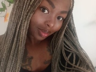 _Zooee live webcam thumbnail