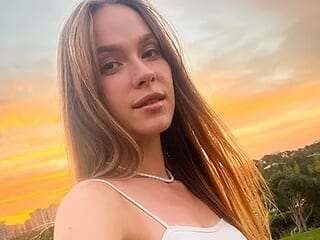 A_Lilly live webcam thumbnail