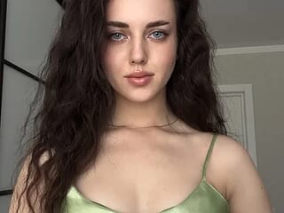 A_Milly live webcam thumbnail