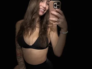 Aaalexia live webcam thumbnail