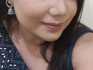 Aadi_ki_Manju live webcam thumbnail