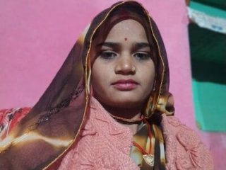Aaisha_01 live webcam thumbnail