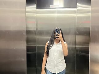 Aalya_B live webcam thumbnail