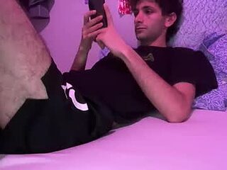 aaron_ciel live webcam thumbnail
