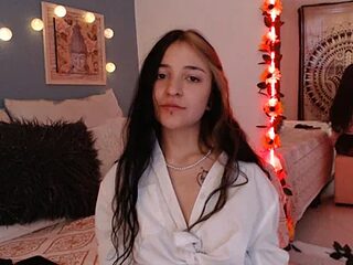 Abril_Thompson221 live webcam thumbnail