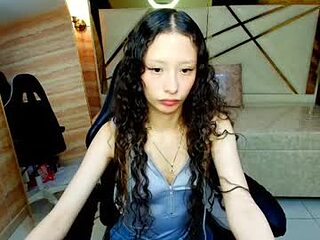 abby__r live webcam thumbnail