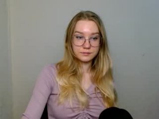 abbymoore__ live webcam thumbnail