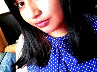 abi_love_ live webcam thumbnail