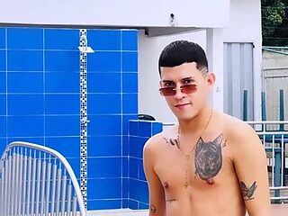 abrahaham_linares live webcam thumbnail