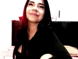 abril_lottie4 live webcam thumbnail