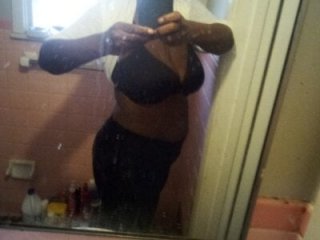 AcademicHuman67 live webcam thumbnail