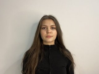 AdelinaIbraham live webcam thumbnail