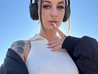Adelina_Langoria live webcam thumbnail