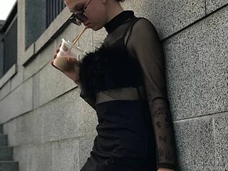 Adelina_xxx live webcam thumbnail