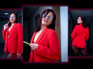 ada_mclaine live webcam thumbnail