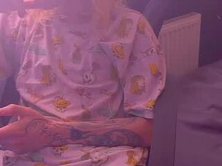 adacorvus live webcam thumbnail
