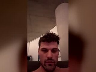 adam336900 live webcam thumbnail