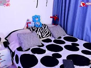 adam_angelsss live webcam thumbnail