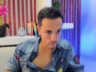 adams_sanz live webcam thumbnail