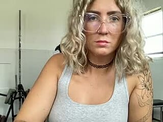 adavissss07 live webcam thumbnail