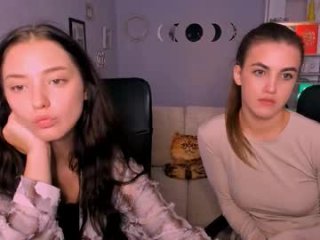 adele_meow live webcam thumbnail