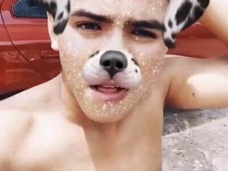 adexe23 live webcam thumbnail